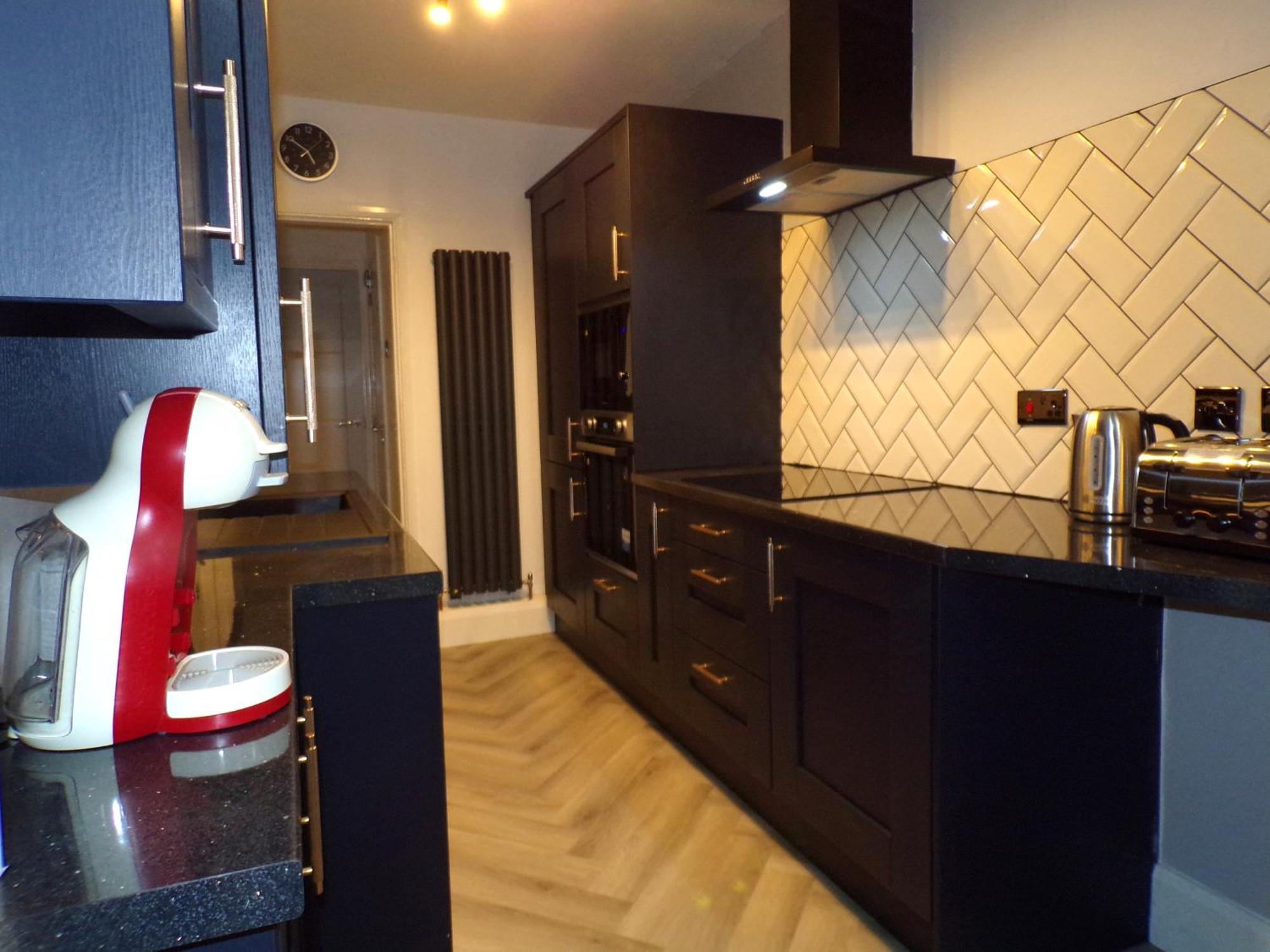 Hazelhurst House - 4 Bedrooms 2 Bathrooms Stoke-on-Trent Eksteriør billede