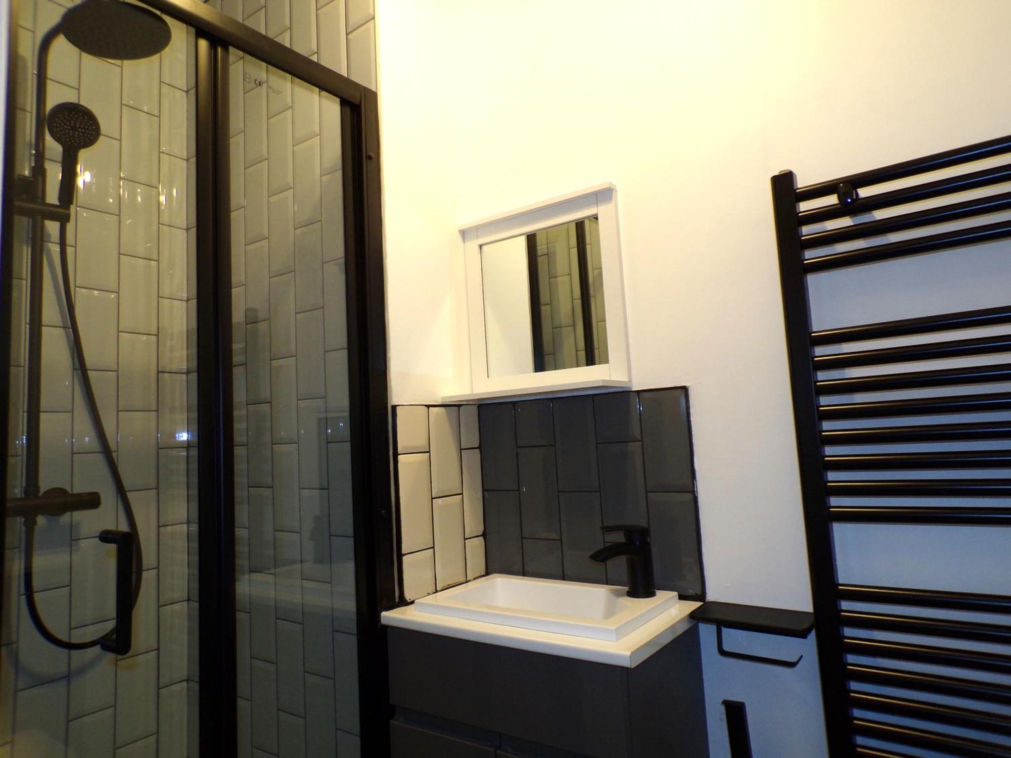 Hazelhurst House - 4 Bedrooms 2 Bathrooms Stoke-on-Trent Eksteriør billede